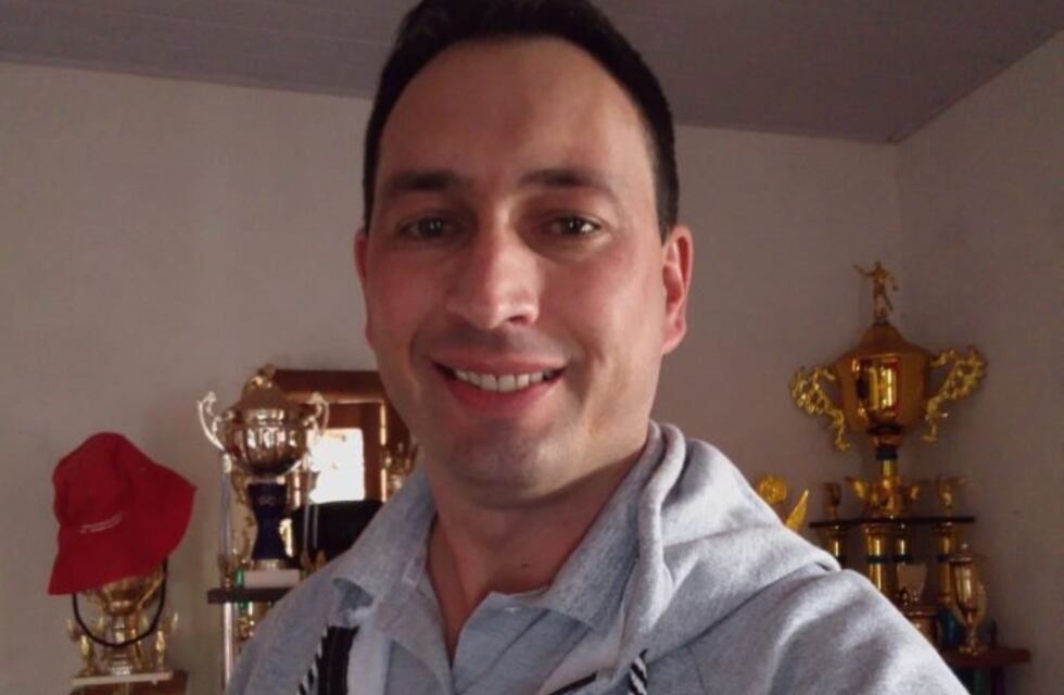 Continúa prófugo el acusado del doble femicidio en San Antonio: familiares de las víctimas piden ayuda para atraparlo