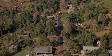 “Pavimento Urbano” se halla en la localidad de Puerto Leoni.