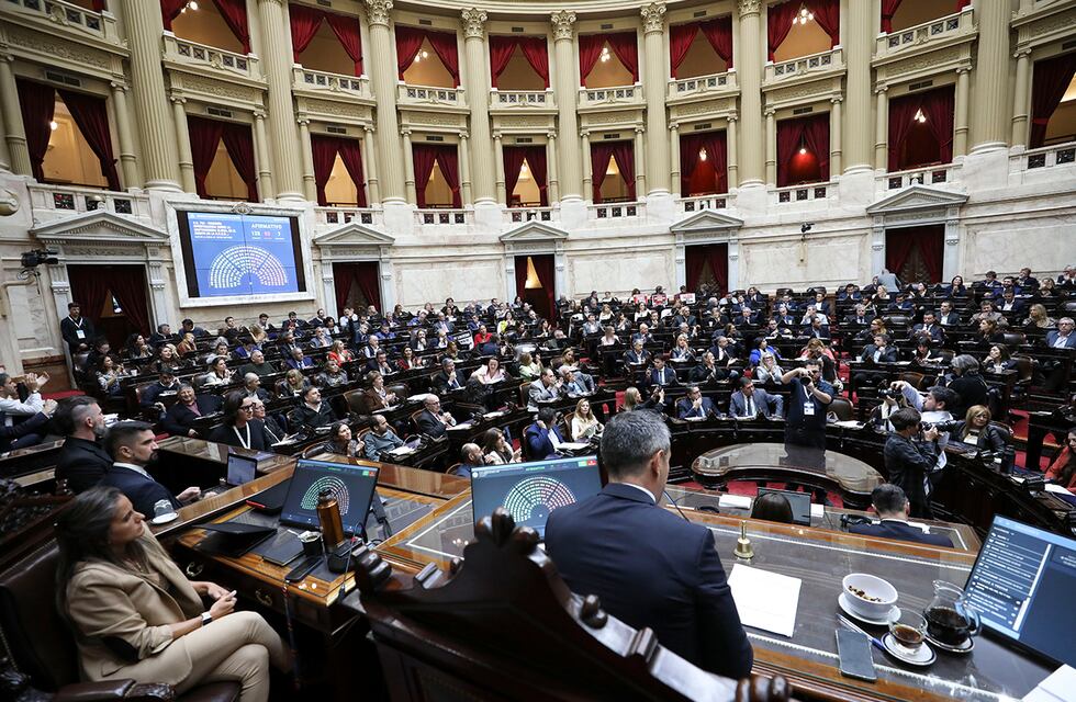 Presentaron proyectos en el Congreso para regular el uso de la IA en campañas electorales
