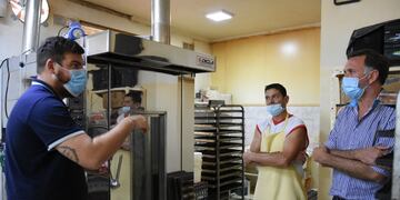 Juan Ruggia y Diego Peiretti visitaron a la panadería DS, que se benefició con "Rafaela impulsa"