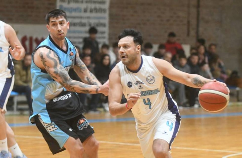 Básquet: Ateneo lo perdió en la última y Altense cayó ante Barrio Hospital