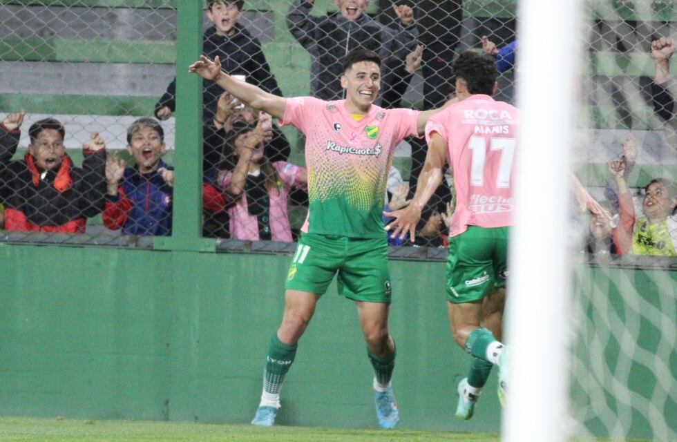 ¡Lluvia de goles en Varela! Los tantos de Racing vs Defensa y Justicia