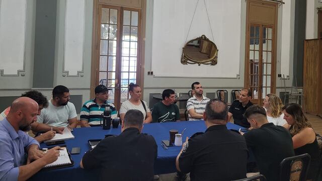 Reunión en la Jefatura con Vecinales por la inseguridad en Rafaela
