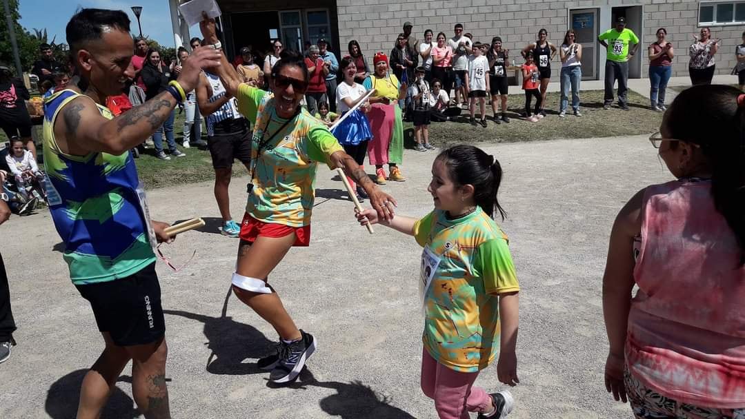Festival de Atletismo Infantil en la Pista Municipal “Rubén González”