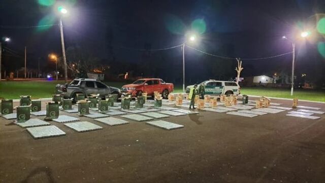 Persecución en Jardín América: incautaron más de $35 millones en cigarrillos extranjeros.