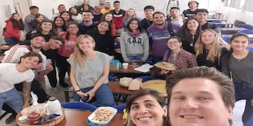 La escuela técnica de Lavalle organiza otra edición del Concurso Provincial de Licores Artesanales.