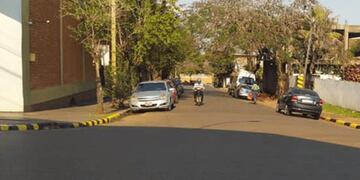Continúan las obras de mejoras en los cordones cuneta de la ciudad.