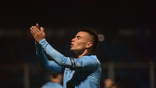 Lucas Zelarayán y su gol ante Banfield. Primera vez que convierte en el Gigante de Alberdi.