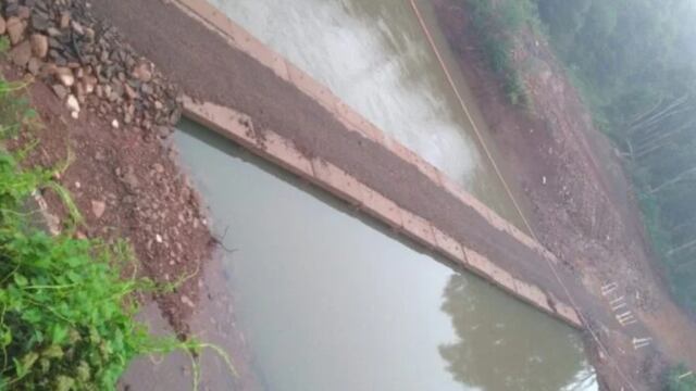 Arroyo Pindayti: cortaron el paso por el puente debido a la creciente del agua