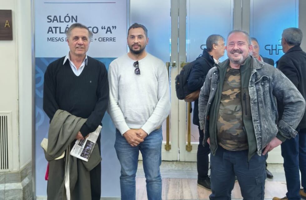 Tres Arroyos: Nicolás Felipe y Gabriel Francia presente en el Congreso Nacional del Agua