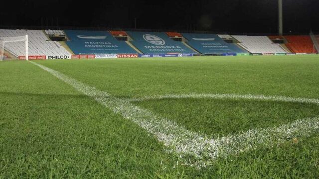 Encendieron las luces del Malvinas Argentinas en honor a Maradona