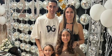El futbolista de 35 años volvió a Europa después de dos semanas de descanso en Argentina.