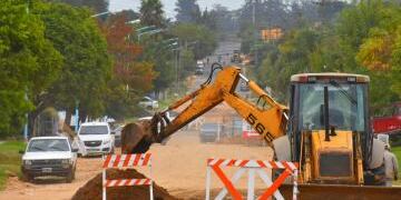 Obras de pavimentación en Concordia.