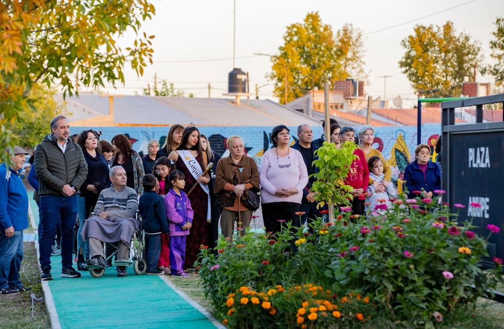 Maipú inauguró la Plaza del Barrio Amupe II