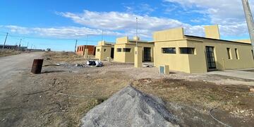 Avanzan las obras de viviendas en Gonzales Chaves y De la Garma