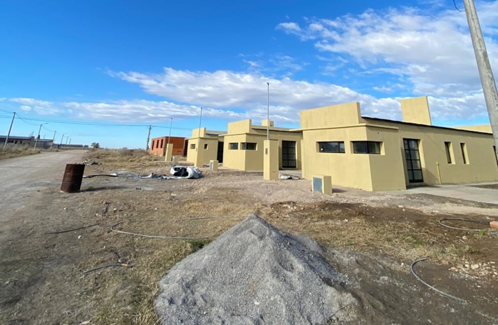 Avanzan las obras de viviendas en Gonzales Chaves y De la Garma