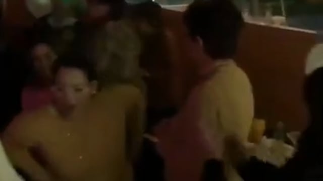 El "trencito" de la fiesta clandestina de 356, aparece en un video de Casa Rosada