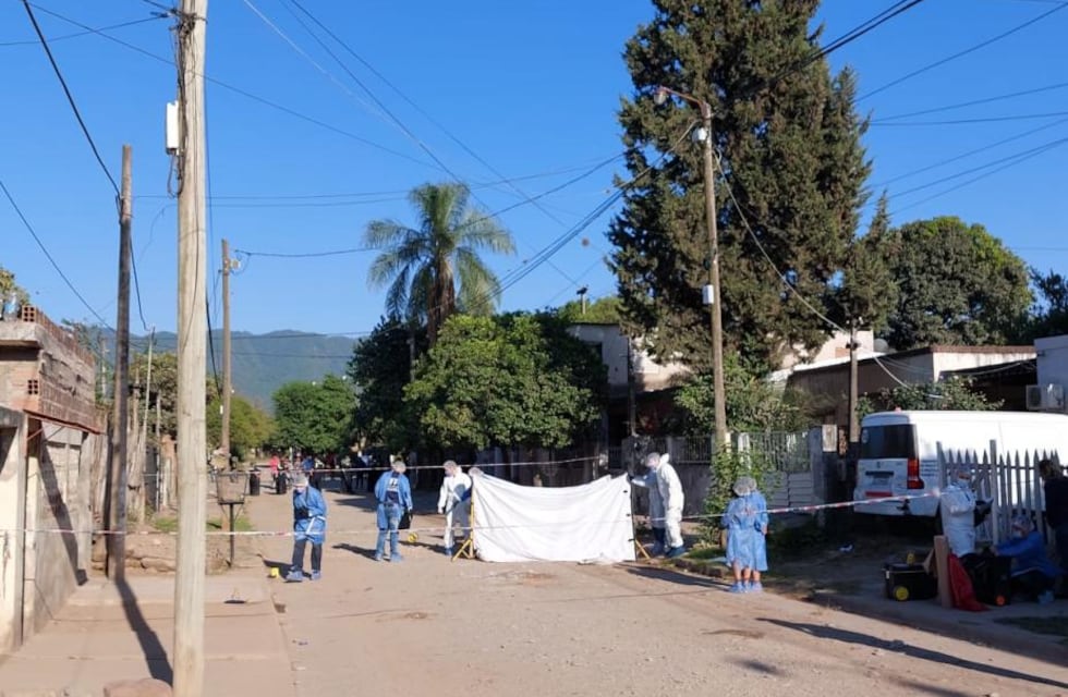 Desde una camioneta le dispararon y mataron a un hombre en El Manantial
