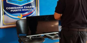 Recuperan un televisor robado en Puerto Iguazú.