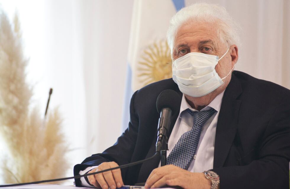 Coronavirus: Ginés González García admitió que la situación es “muy complicada”, pero descartó nuevas prohibiciones
