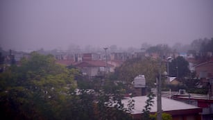 Clima con neblina y bajas temperaturas en la ciudad de Córdoba. (Pedro Castillo / La Voz)