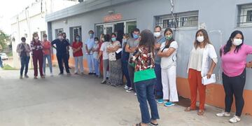 Reclamo de algunos miembros del personal de la salud pública de Carlos Paz.
