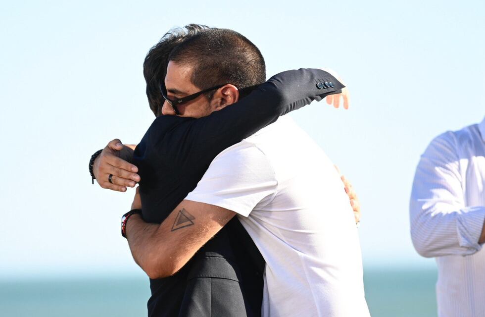 Kicillof en Pehuen Co: elogios a Aristimuño y críticas a las políticas de Milei