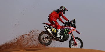 Barreda, a cuatro victorias del récord de más etapas ganadas en la categoría de Motos. El español vuelve a meterse en la lucha por el triunfo en el Dakar 2022.