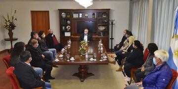 Jaldo se reunió con dirigentes del Este.