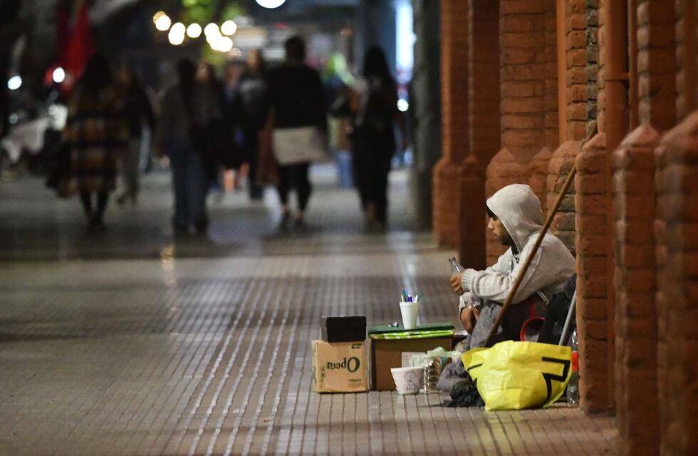 El Gobierno asegura que hubo “un descenso histórico en la pobreza”: “El resultado de la disciplina fiscal”