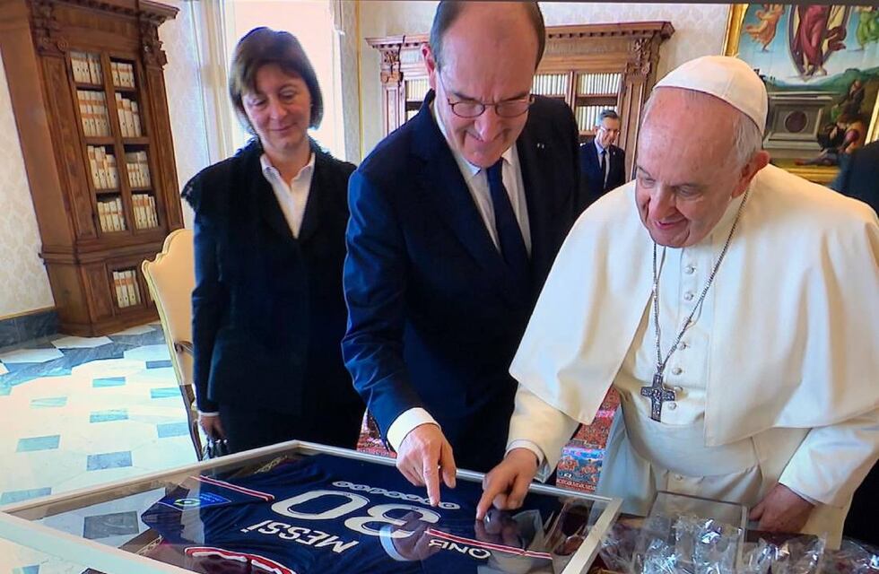 Francisco agradeció a Lionel Messi por la camiseta del PSG y lo elogió: “Nunca se te subieron los humos”