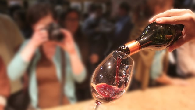 Los expertos en vino utilizan un lenguaje muy preciso para describir los matices de la bebida.