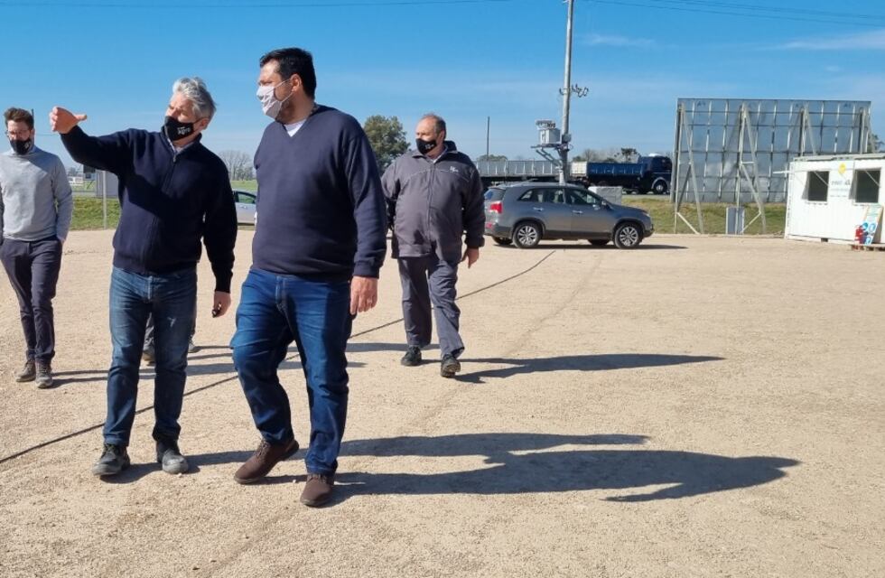 Vieyra: “Estamos muy contentos porque vemos cómo gente seria se instala en Azul”