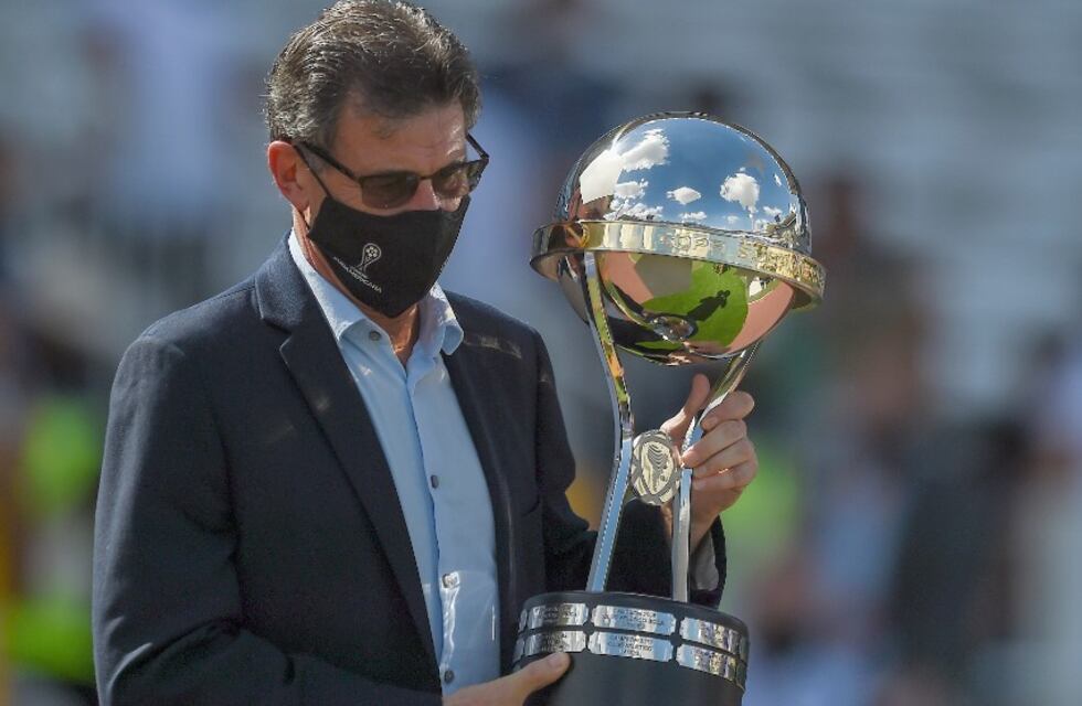 Mario Kempes, presencia de lujo en la final de la Sudamericana