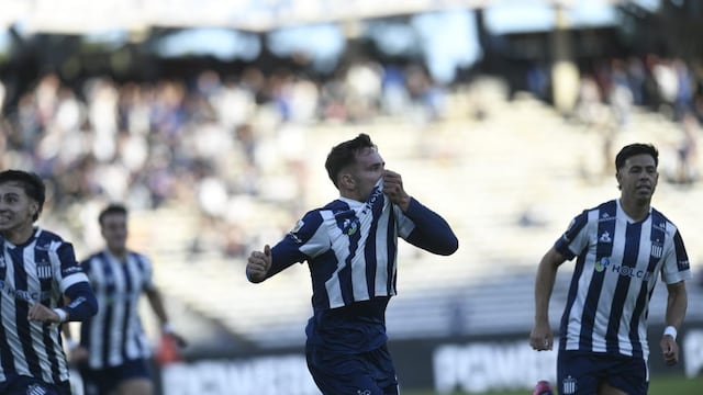 Talleres ante Gimnasia en el Kempes. (Facundo Luque / La Voz).