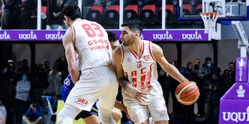 Luciano González y Taya Gallizzi, dos protagonistas de Instituto en la final con Quimsa. (Matias Garcia / Liga Nacional)