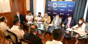 Las fuerzas policiales recibirán un aumento salarial del 59%