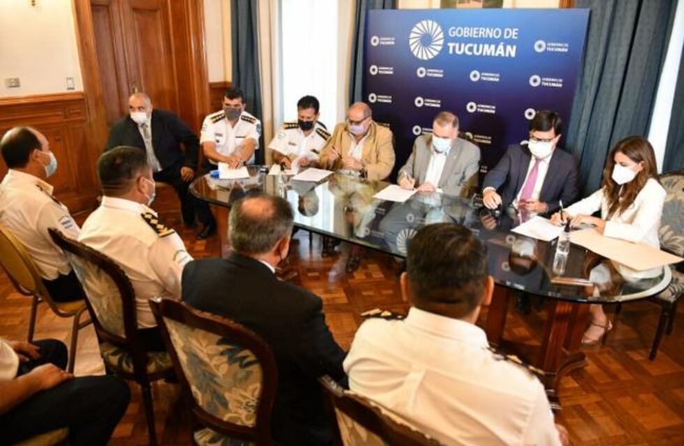 Las fuerzas policiales recibirán un aumento salarial del 59%