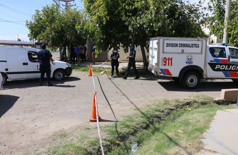 Policías de una comisaría sanjuanina fueron acusados de extraviar un celular de un hombre fallecido