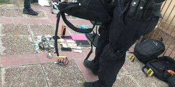 Imagen de los elementos que recuperó la Policía. Gentileza prensa Ministerio de Seguridad.