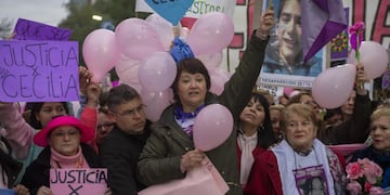 La madre de la joven de 28 años salió a las calles a pedir justicia por su hija. Gentileza: TN.