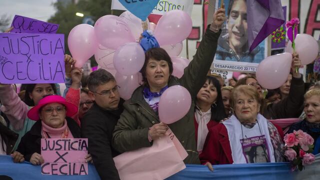 La madre de la joven de 28 años salió a las calles a pedir justicia por su hija. Gentileza: TN.