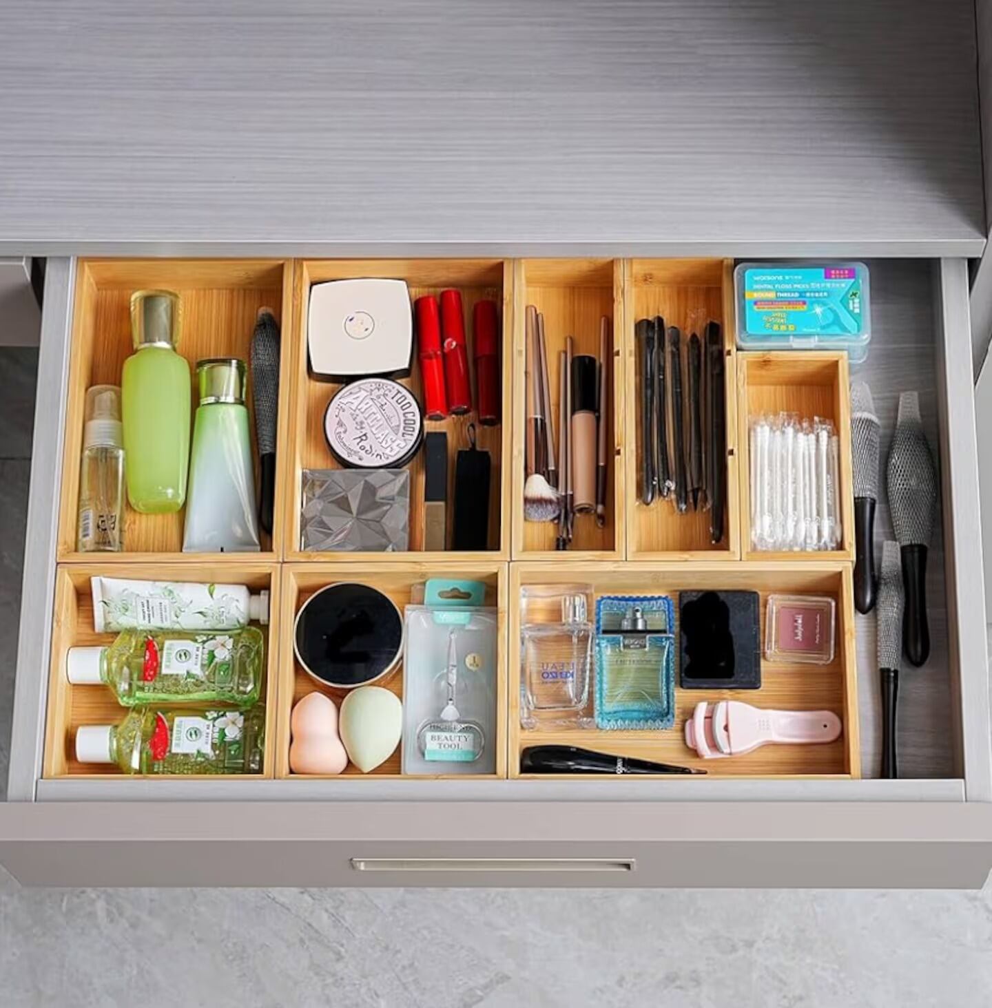 Chau caos de tuppers: el accesorio que ordena la cocina y suma estilo