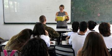 Una encuesta puso a la secundaria como el peor de los niveles educativos en la Argentina.