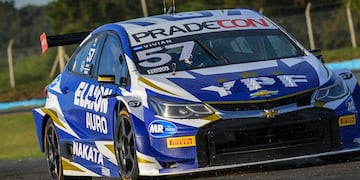 Vivian se quedó con la pole en Rosario.