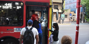 Estudiantes piden que aumenten los recorridos desde la Zona Este.