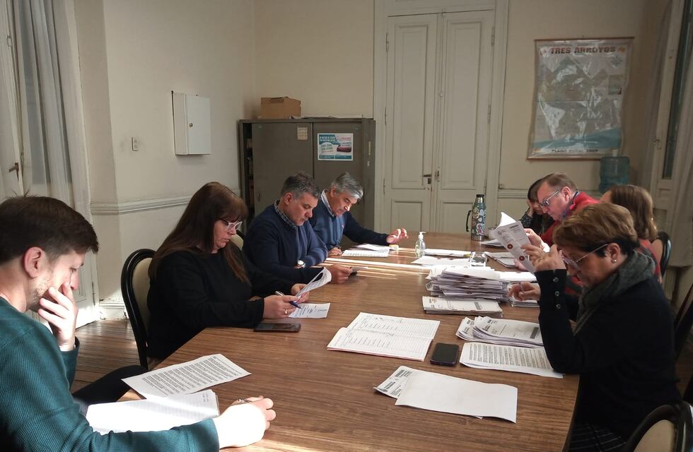 Comisión de Obras Públicas de Tres Arroyos: están prontas a habilitarse las cloacas de Orense