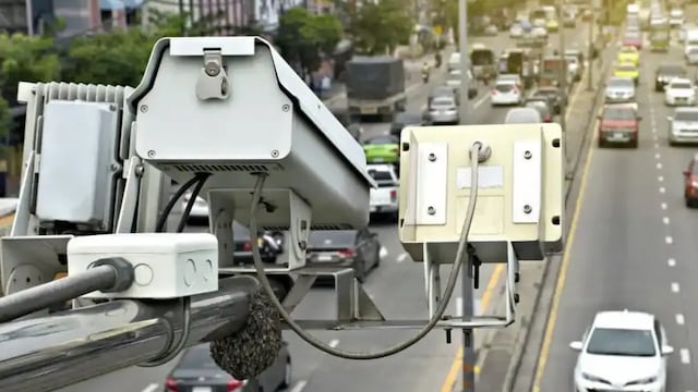 Atención conductores: dónde están las cámaras de fotomultas en las rutas a la Costa Atlántica este verano 2026.