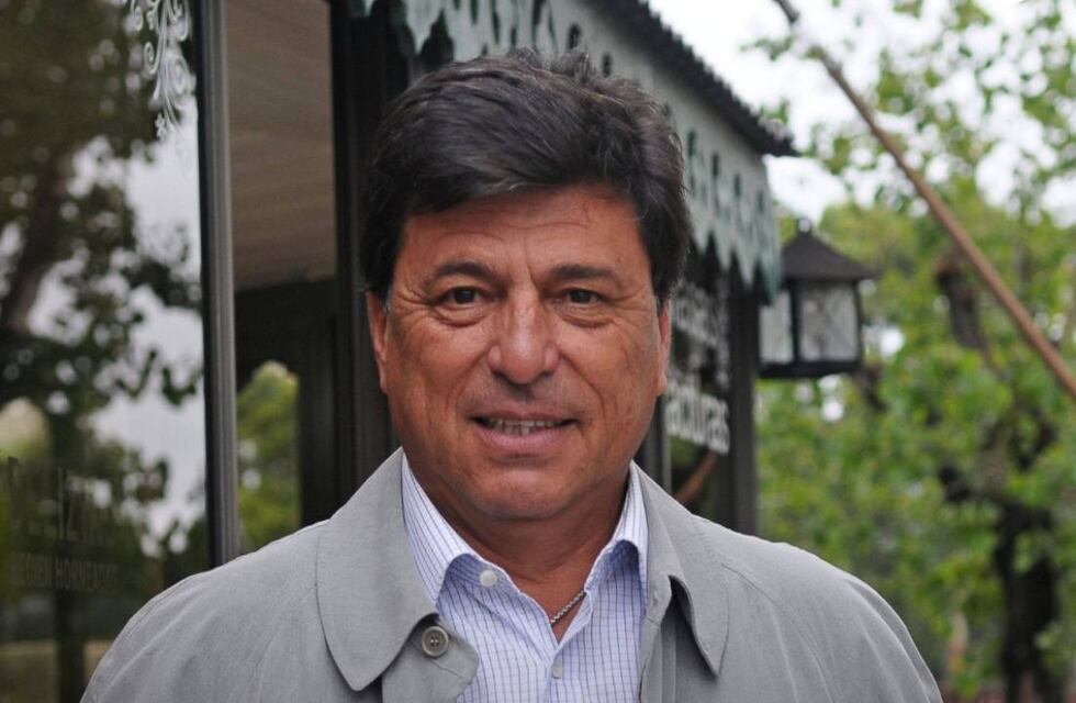 Daniel Passarella fue homenajeado por el Inter y volvió a desmintir los rumores sobre su estado de salud