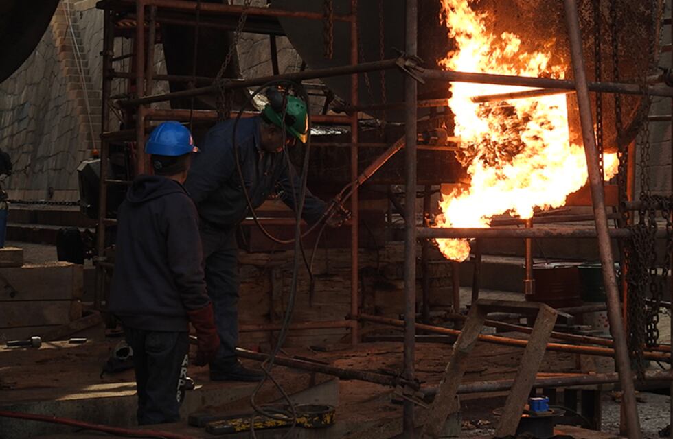 El ajuste llegó: despiden a trabajadores civiles en Puerto Belgrano